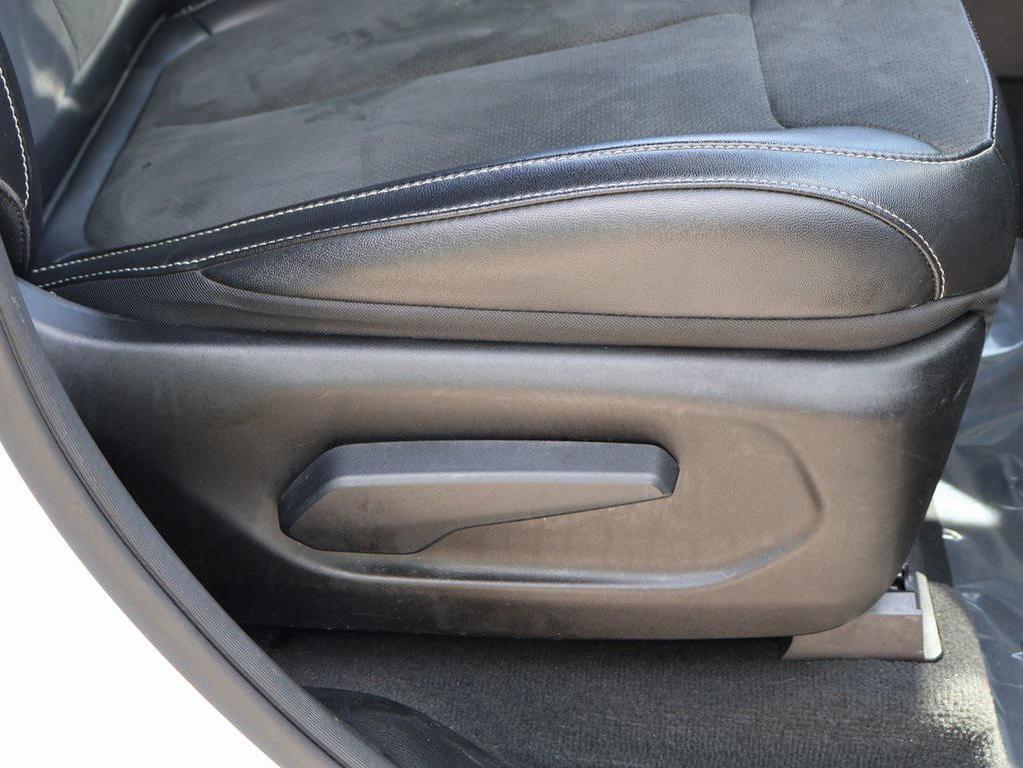 used 2023 Jeep Grand Cherokee L car, priced at $26,999
