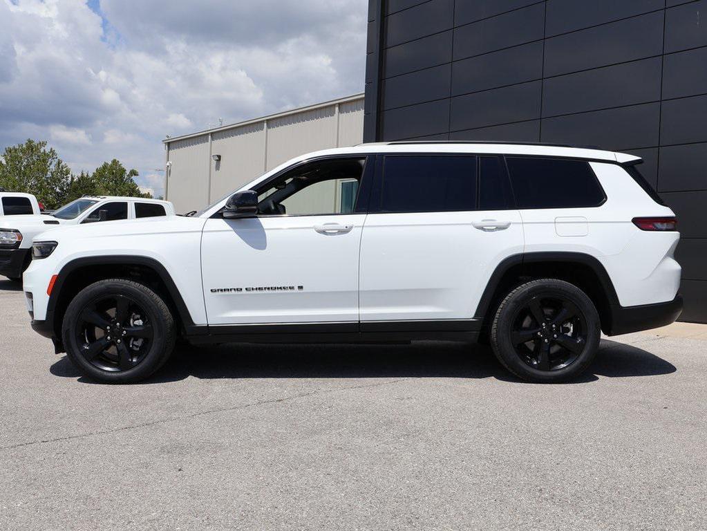 used 2023 Jeep Grand Cherokee L car, priced at $26,999