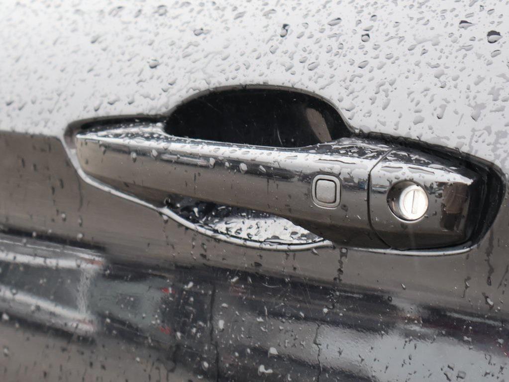 used 2024 Mitsubishi Outlander car, priced at $23,899