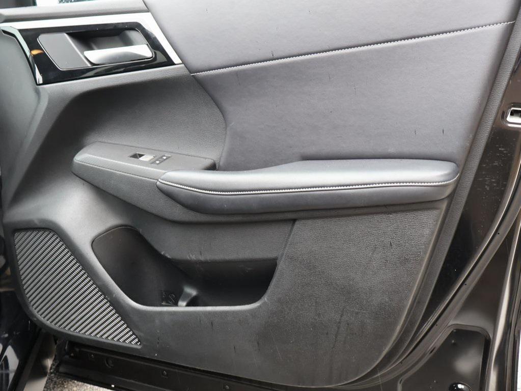 used 2024 Mitsubishi Outlander car, priced at $23,899