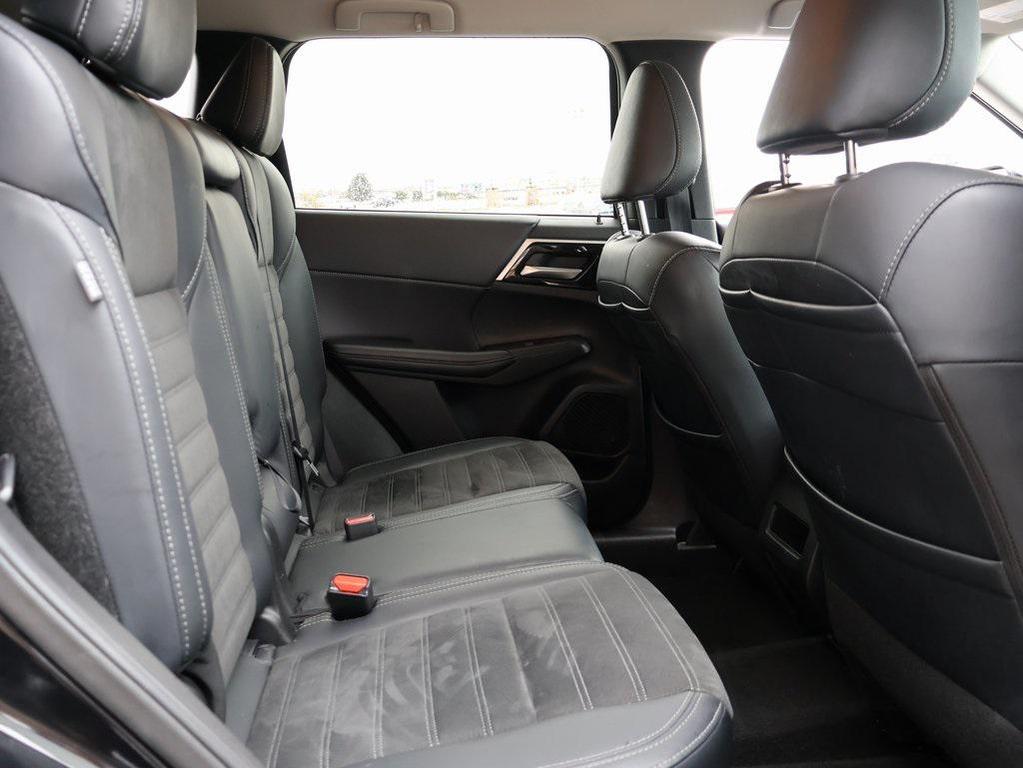used 2024 Mitsubishi Outlander car, priced at $23,899