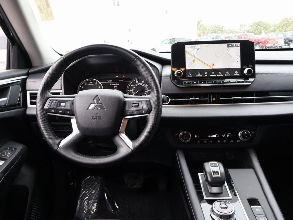 used 2024 Mitsubishi Outlander car, priced at $23,899