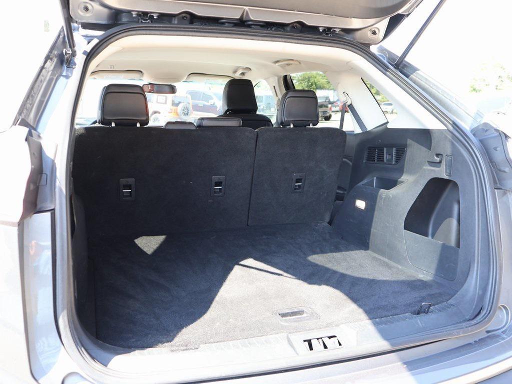 used 2024 Ford Edge car, priced at $22,399