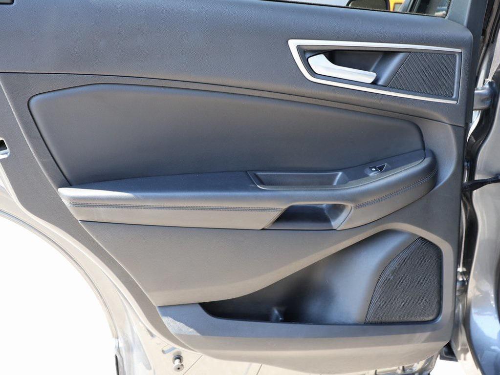 used 2024 Ford Edge car, priced at $22,399