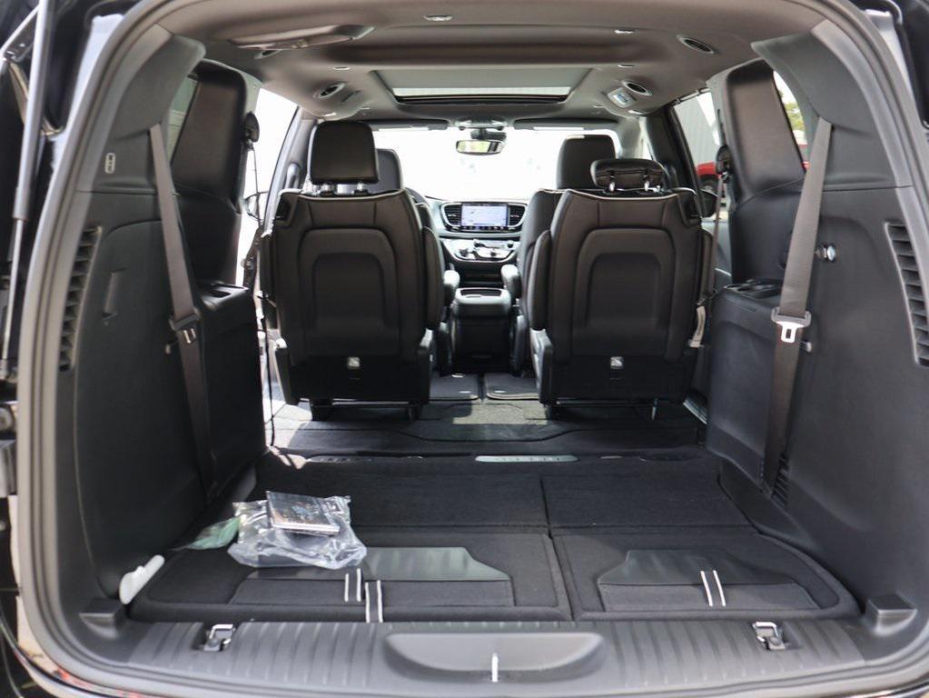 new 2026 Chrysler Pacifica car, priced at $48,580