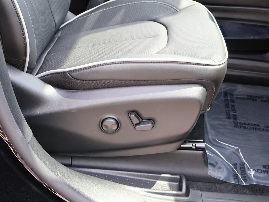 new 2026 Chrysler Pacifica car, priced at $48,580