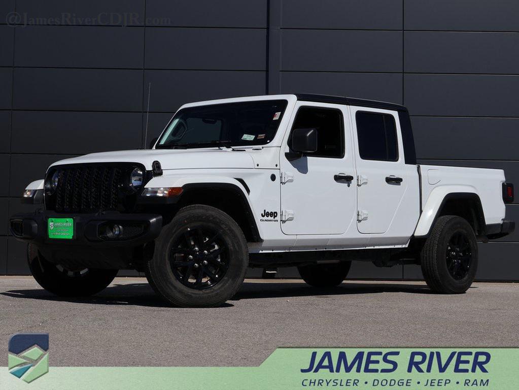 used 2022 Jeep Gladiator car, priced at $32,399