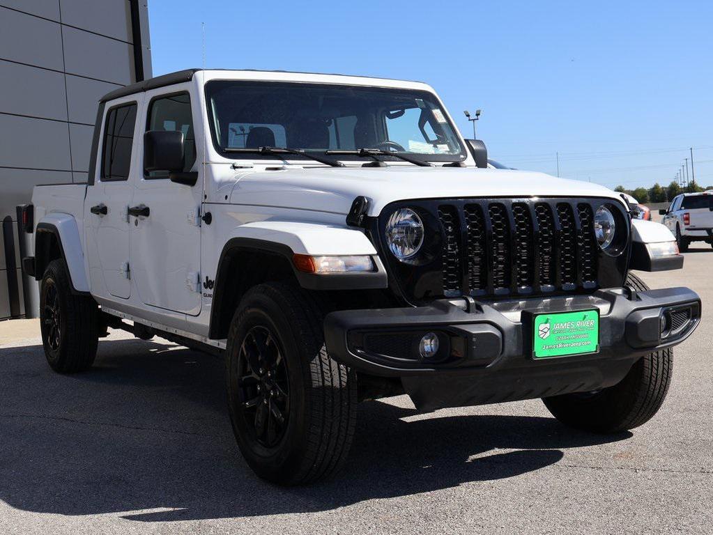 used 2022 Jeep Gladiator car, priced at $32,399