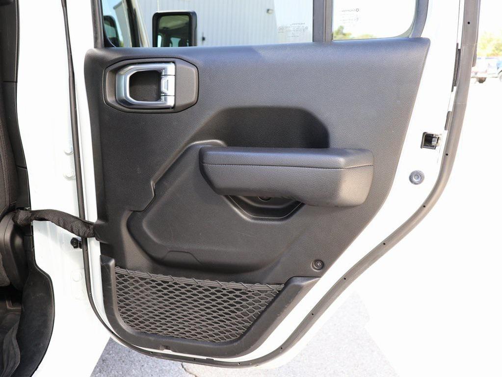 used 2022 Jeep Gladiator car, priced at $32,399