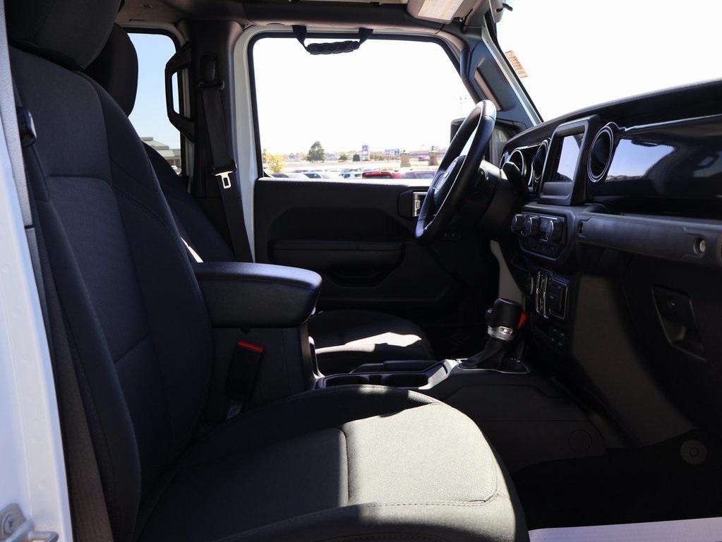used 2022 Jeep Gladiator car, priced at $32,399
