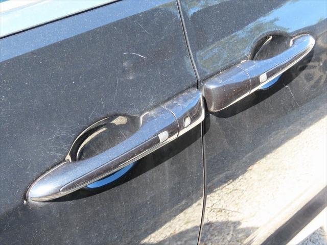 used 2022 Chrysler Pacifica car, priced at $20,999