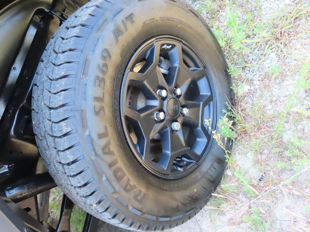 used 2022 Jeep Gladiator car, priced at $29,699