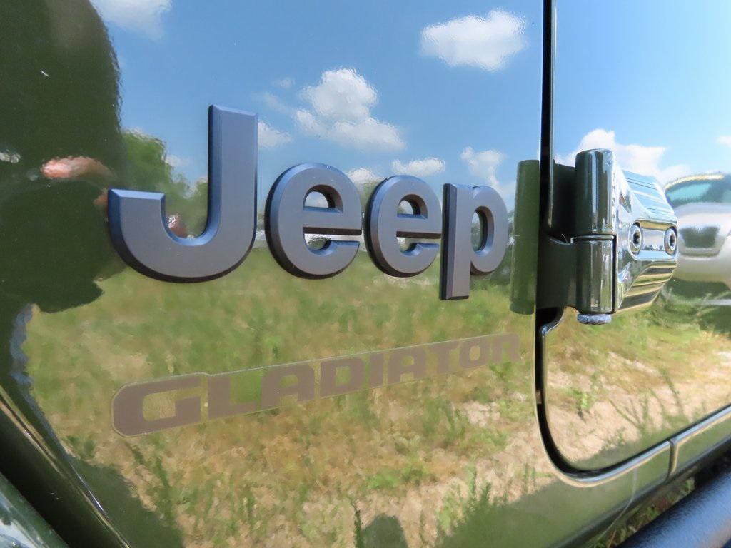 used 2022 Jeep Gladiator car, priced at $29,699