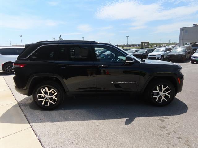 new 2024 Jeep Grand Cherokee car, priced at $47,393