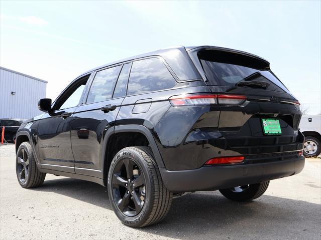 new 2025 Jeep Grand Cherokee car, priced at $40,160