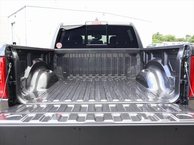 new 2025 Ram 1500 car, priced at $45,547