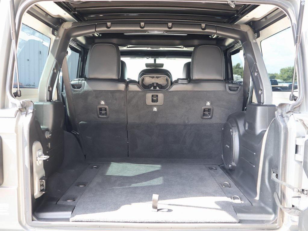 used 2022 Jeep Wrangler Unlimited car, priced at $38,314
