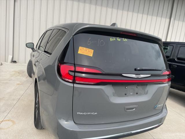 used 2022 Chrysler Pacifica Hybrid car, priced at $30,999