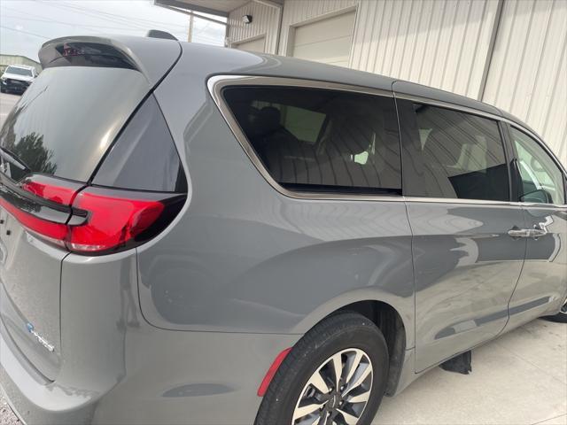 used 2022 Chrysler Pacifica Hybrid car, priced at $30,999