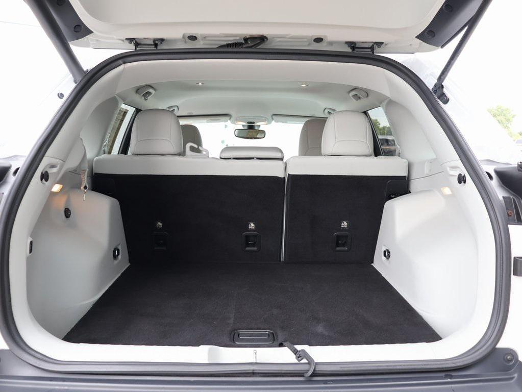 used 2019 Jeep Cherokee car, priced at $15,199