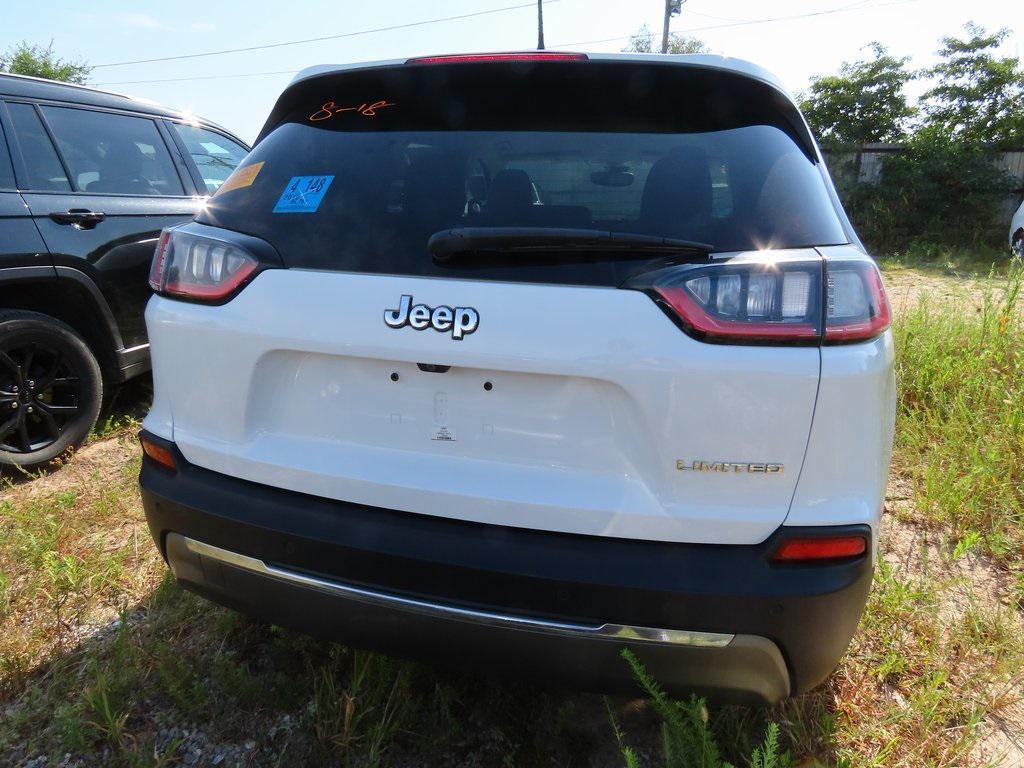 used 2019 Jeep Cherokee car, priced at $15,499