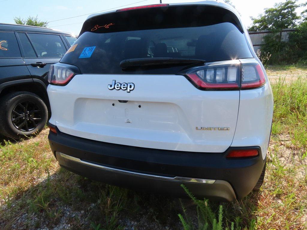 used 2019 Jeep Cherokee car, priced at $15,499