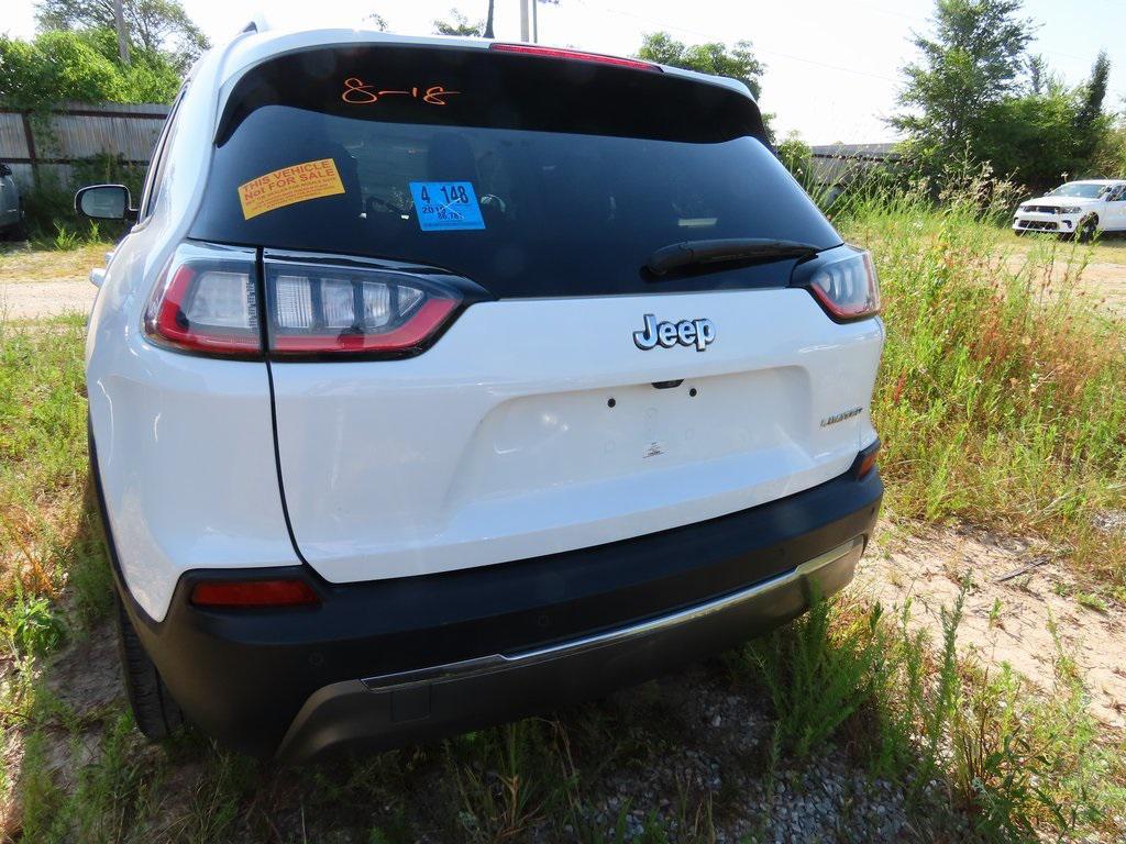 used 2019 Jeep Cherokee car, priced at $15,499