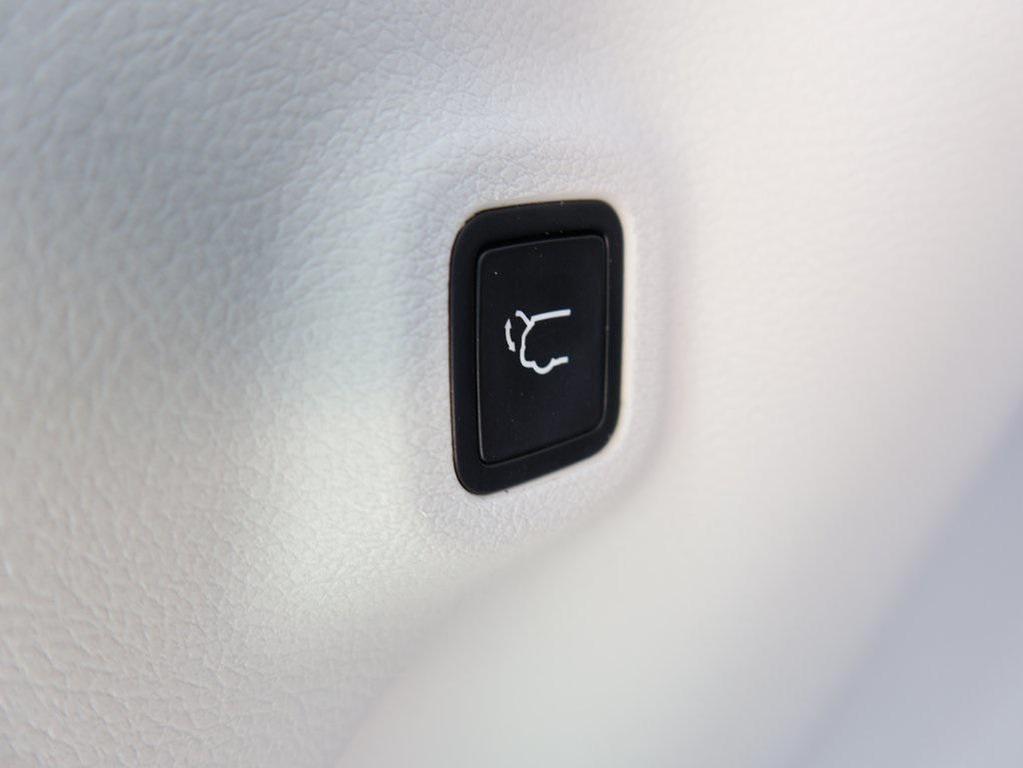 used 2018 Jeep Compass car, priced at $16,922