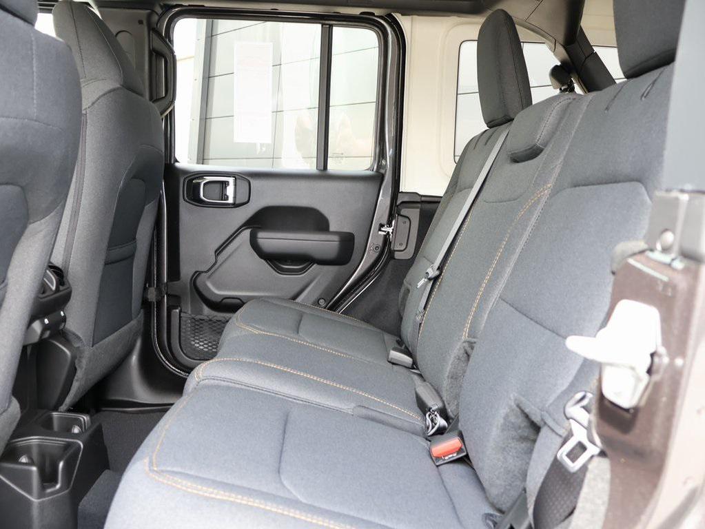 new 2025 Jeep Wrangler car, priced at $46,120