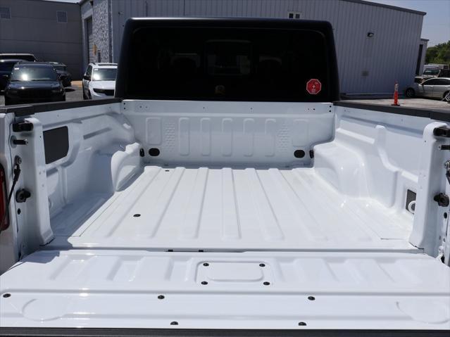 new 2025 Jeep Gladiator car, priced at $44,055
