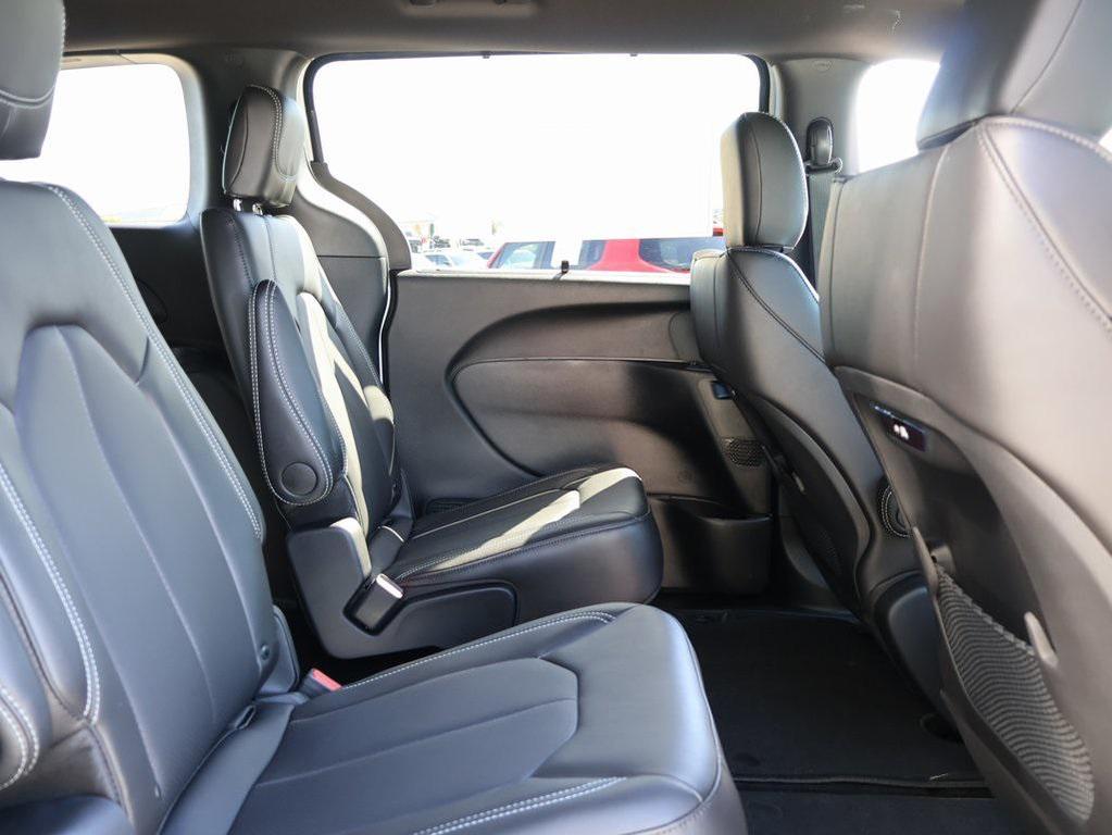 new 2026 Chrysler Pacifica car, priced at $44,815