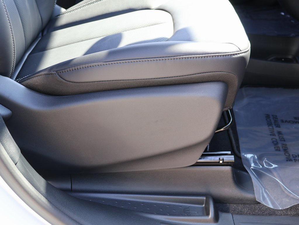 new 2026 Chrysler Pacifica car, priced at $44,815