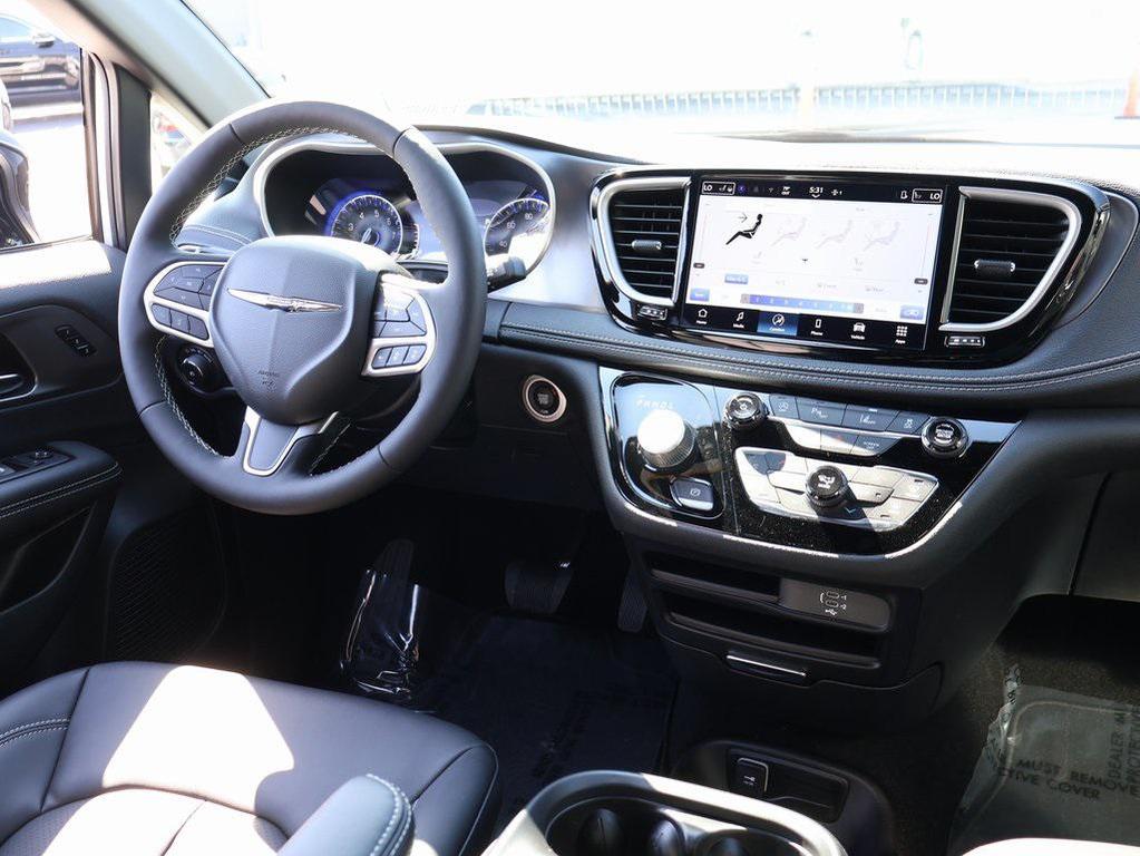 new 2026 Chrysler Pacifica car, priced at $44,815