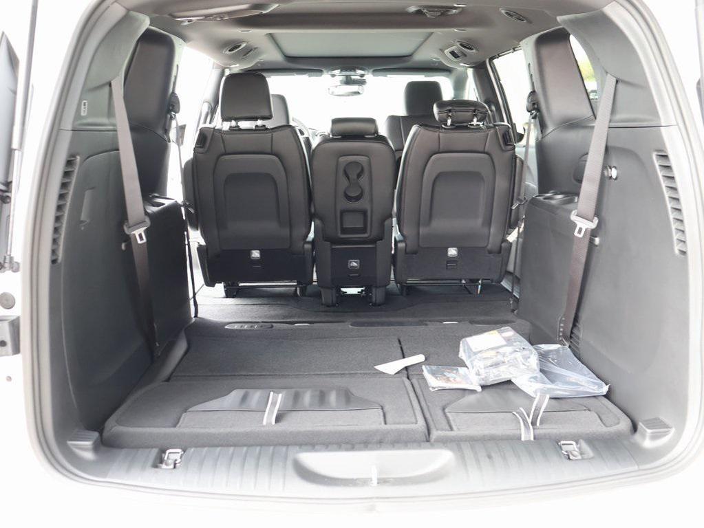 new 2026 Chrysler Pacifica car, priced at $43,272