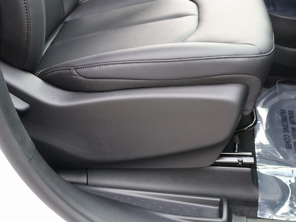 new 2026 Chrysler Pacifica car, priced at $43,272