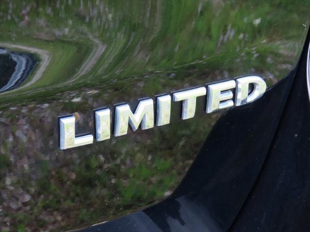 used 2022 Jeep Grand Cherokee car, priced at $31,499