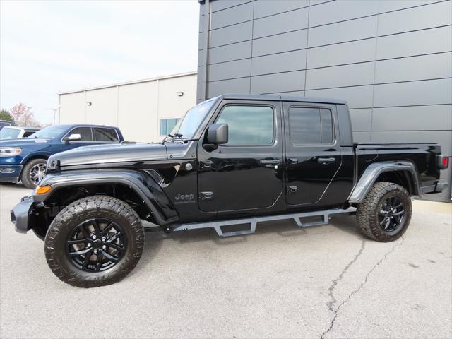 used 2022 Jeep Gladiator car, priced at $31,094