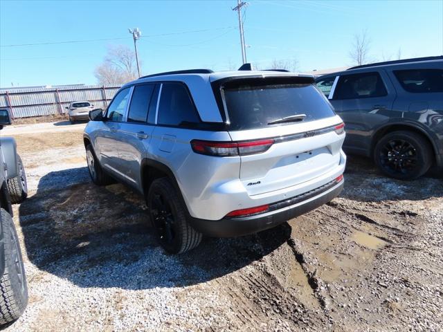 new 2025 Jeep Grand Cherokee car, priced at $43,025