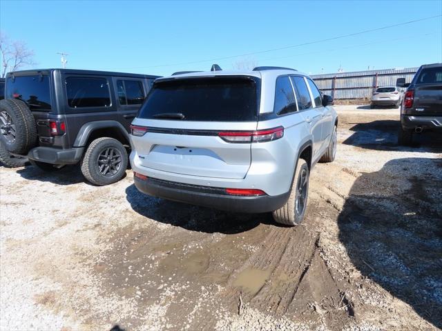 new 2025 Jeep Grand Cherokee car, priced at $43,025