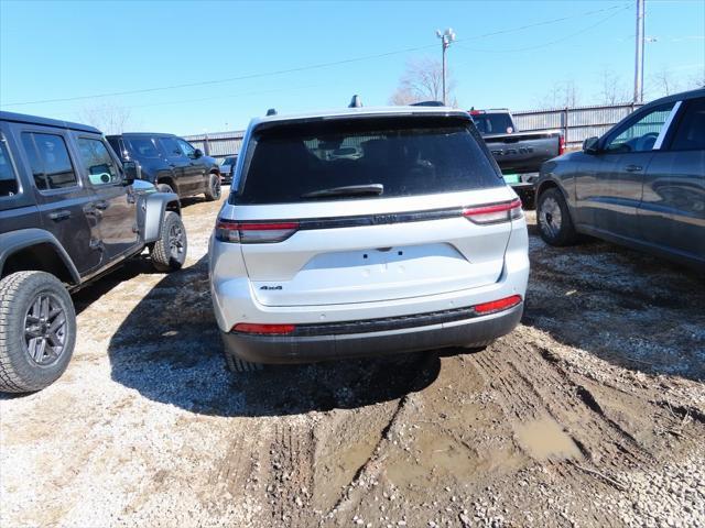 new 2025 Jeep Grand Cherokee car, priced at $43,025