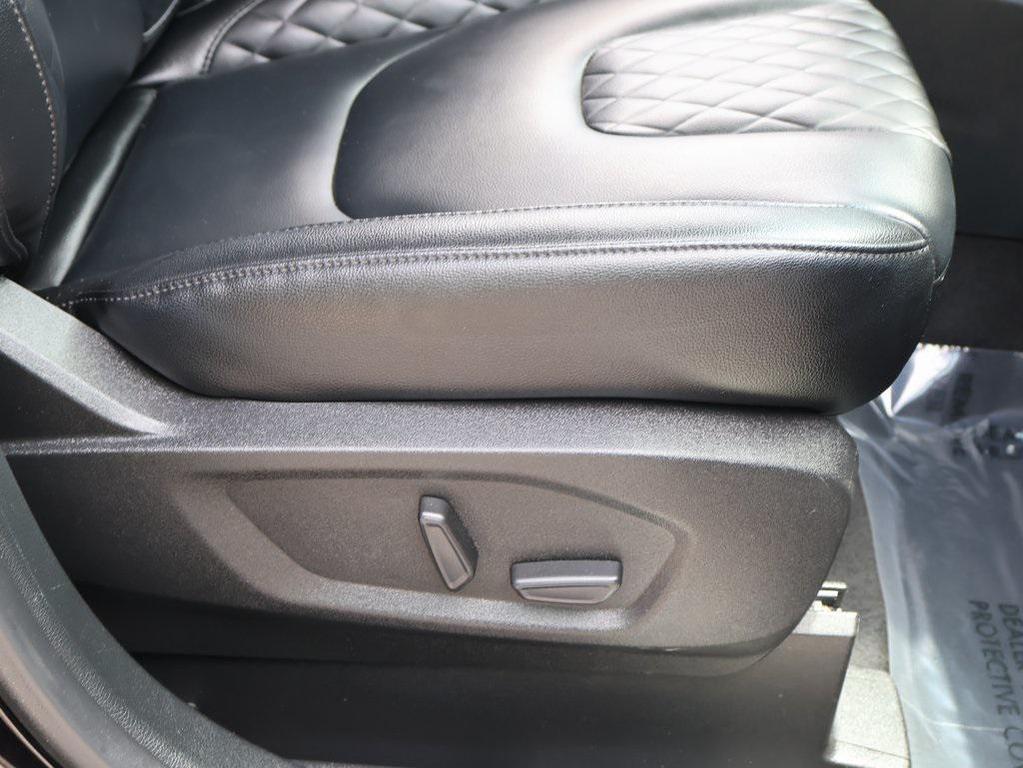 used 2023 Ford Edge car, priced at $23,899
