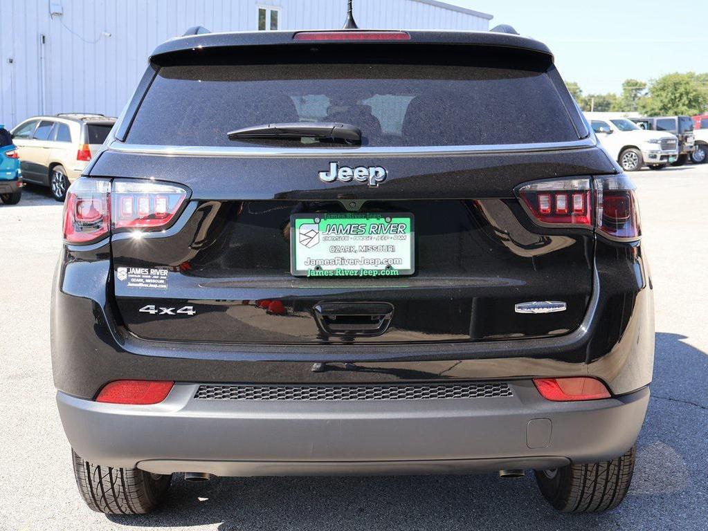 new 2025 Jeep Compass car