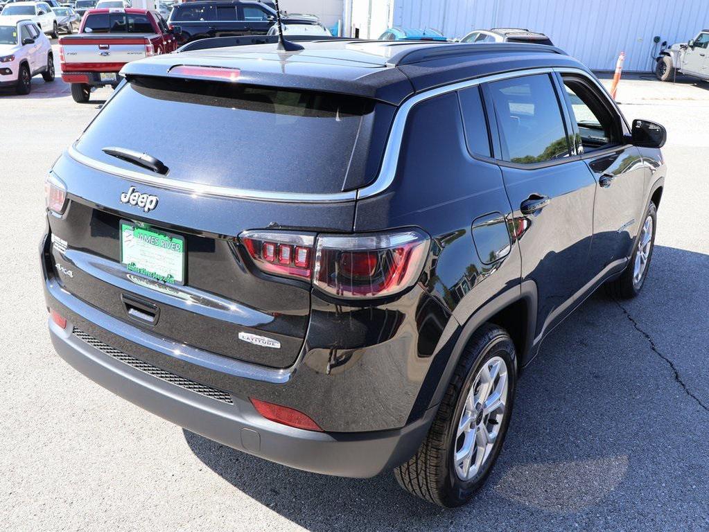 new 2025 Jeep Compass car