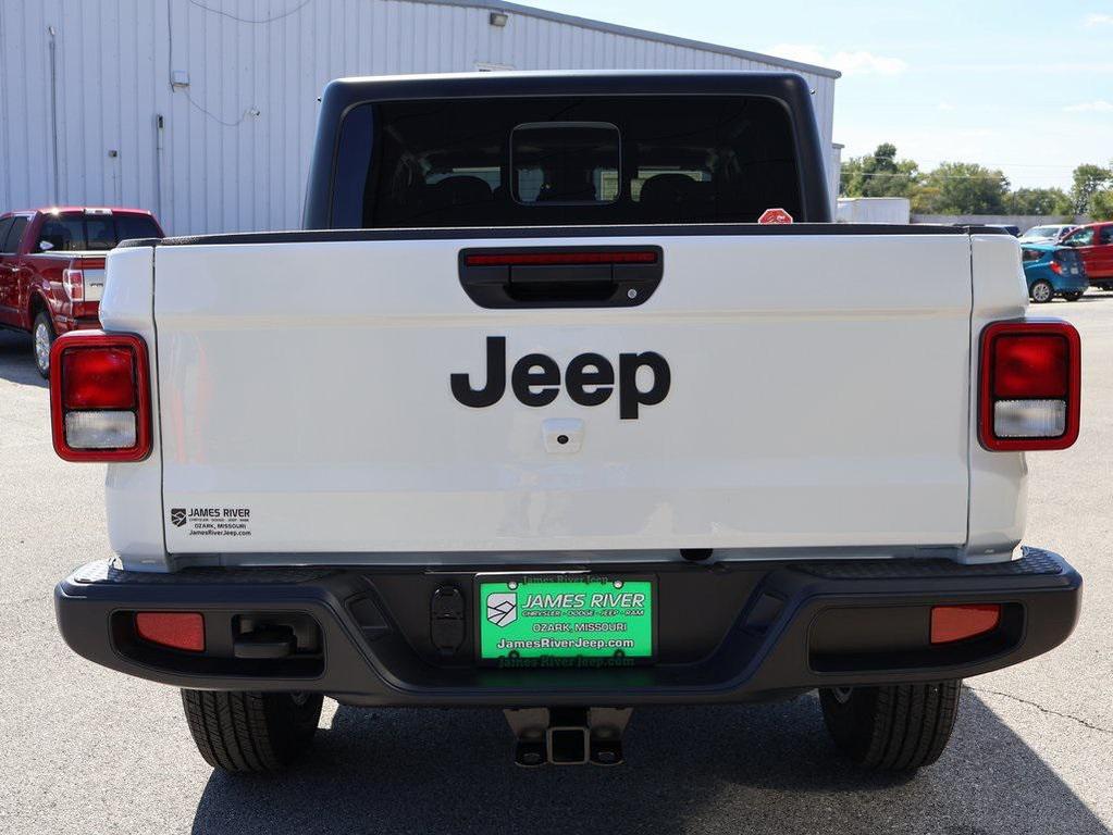 new 2025 Jeep Gladiator car, priced at $46,091