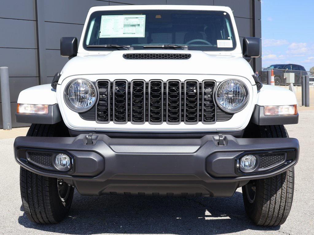 new 2025 Jeep Gladiator car, priced at $46,091
