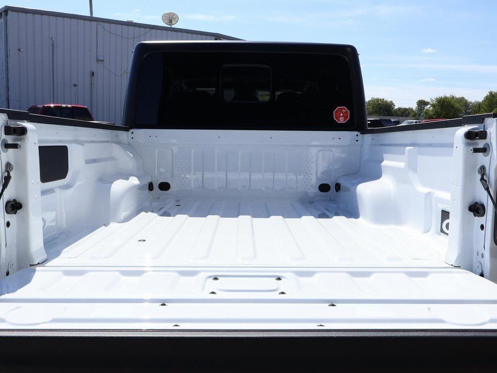 new 2025 Jeep Gladiator car, priced at $46,091