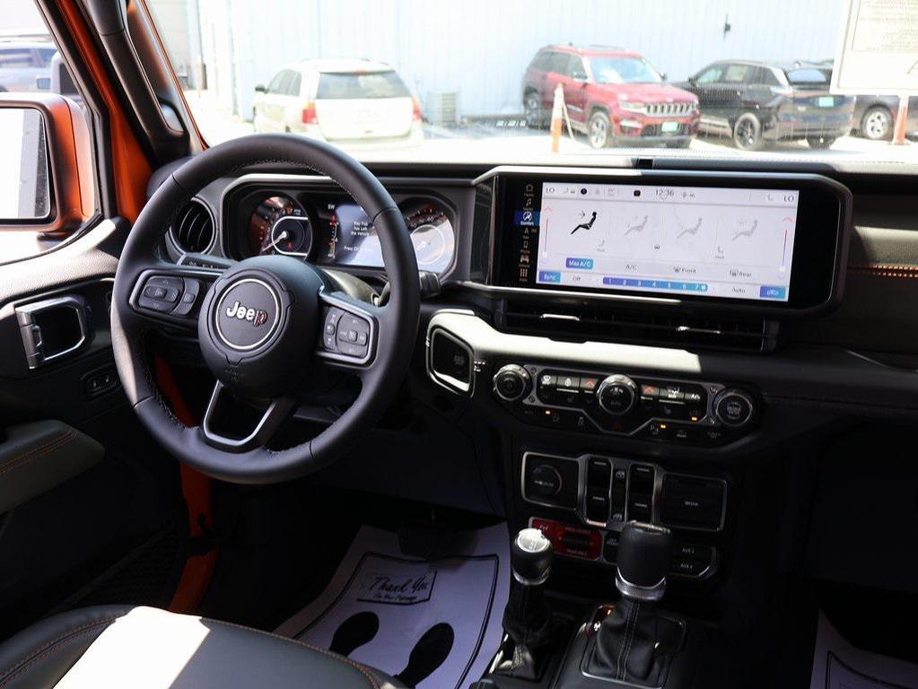new 2025 Jeep Gladiator car, priced at $58,300