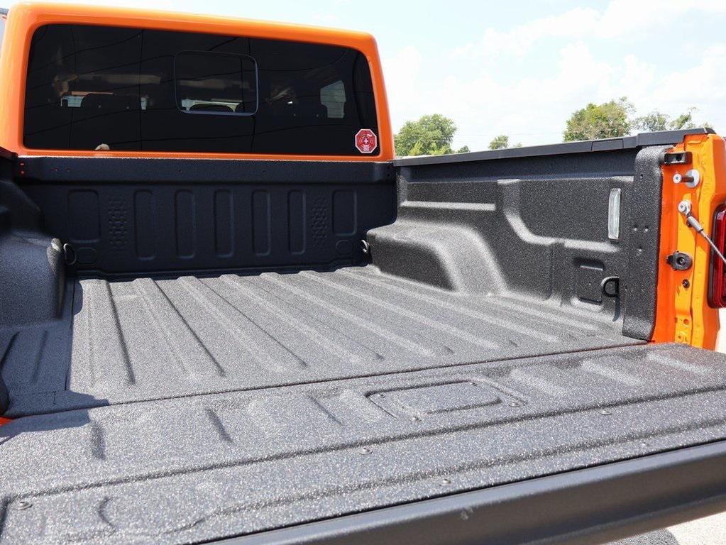 new 2025 Jeep Gladiator car, priced at $58,300