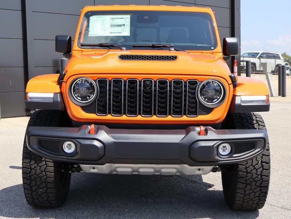 new 2025 Jeep Gladiator car, priced at $58,300
