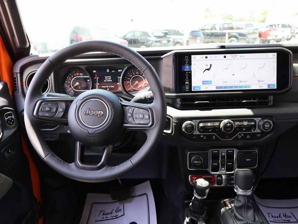 new 2025 Jeep Gladiator car, priced at $58,300